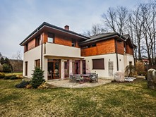 Prodej  rodinného domu 434 m², pozemek 1 977 m²